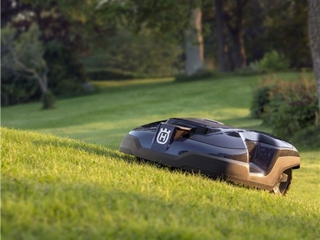 Husqvarna robotplæneklipper – CN Maskinfabrik