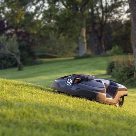 Husqvarna robotplæneklipper – CN Maskinfabrik